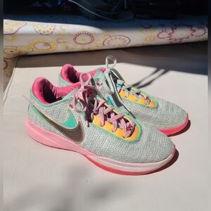 Nike LeBron 20 Time Machine 2022 Size 9.5 DJ5423-300